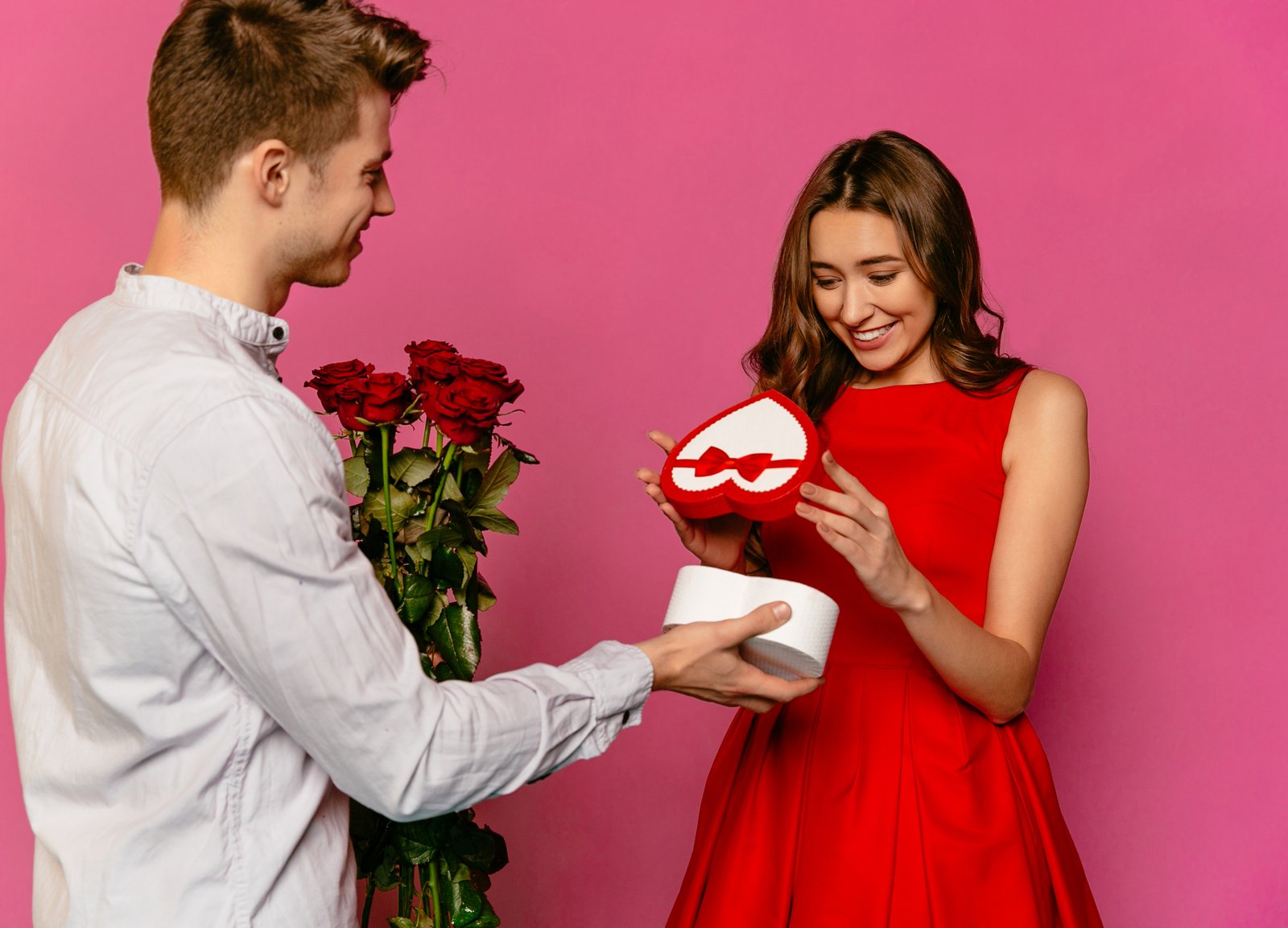 Read more about the article Quick Gift Ideas for Valentine’s Day: A Guide on What to Get at the Last Minute